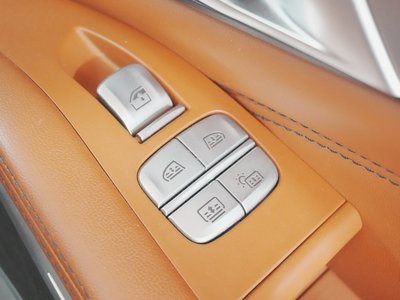 2021 BMW X7 — миниатюра 28