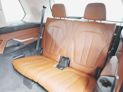 2021 BMW X7 — миниатюра 55