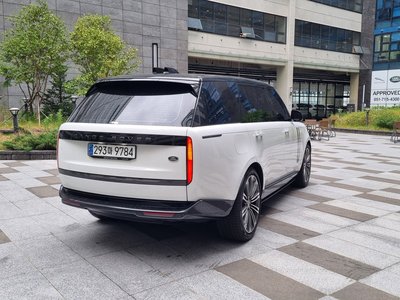 2023 LAND Rover RANGE ROVER — фото 3