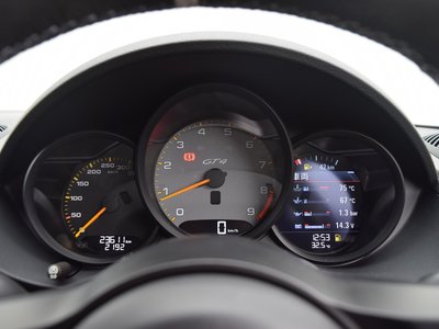 صورة مصغرة 12 لـ 2020 Porsche 718