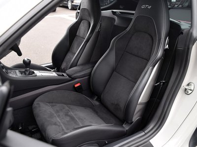 صورة مصغرة 45 لـ 2020 Porsche 718