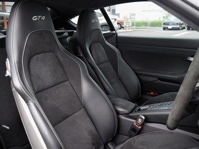 صورة مصغرة 13 لـ 2020 Porsche 718