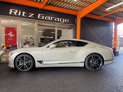 BENTLEY CONTINENTAL GT - 5