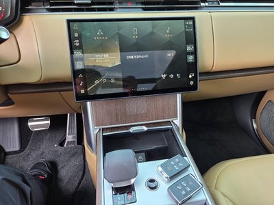 2025 LAND Rover RANGE ROVER — миниатюра 13