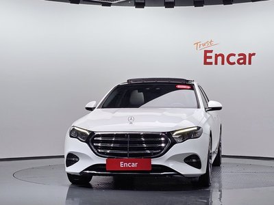 2024 Mercedes-BENZ E-CLASS 照片 2