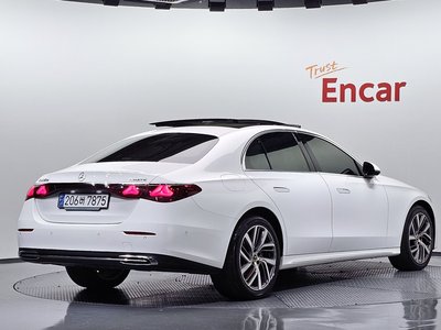 2024 Mercedes-BENZ E-CLASS 照片 3