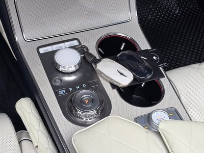 صورة مصغرة 12 لـ 2025 Genesis GV80