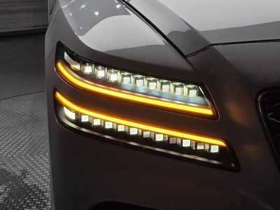 صورة 9 لـ 2025 Genesis GV80