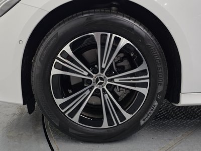 MERCEDES-BENZ E-CLASS - 6