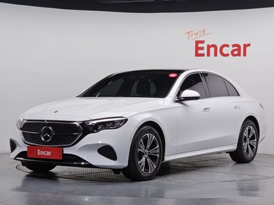 MERCEDES-BENZ E-CLASS - 1