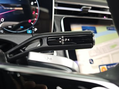 MERCEDES-BENZ E-CLASS - 9