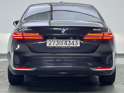 BMW 5 SERIES - 3