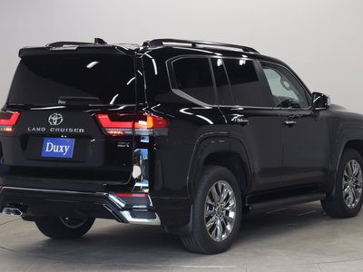 2025 Toyota LAND CRUISER 300 — миниатюра 33