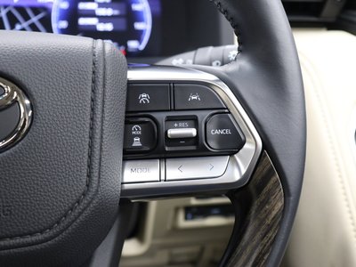 2025 Toyota LAND CRUISER 300 — миниатюра 75