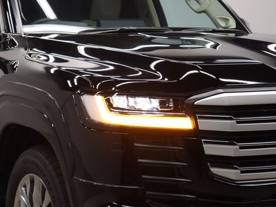 2025 Toyota LAND CRUISER 300 — миниатюра 21