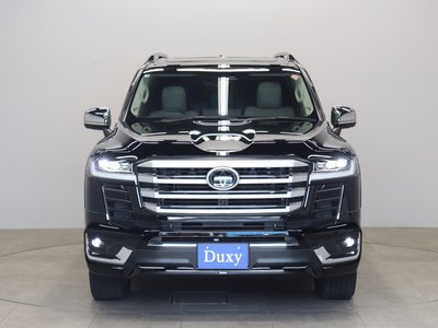 2025 Toyota LAND CRUISER 300 — миниатюра 11