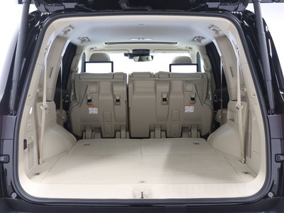 2025 Toyota LAND CRUISER 300 — миниатюра 42