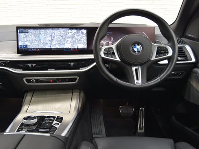 صورة 9 لـ 2023 BMW X7
