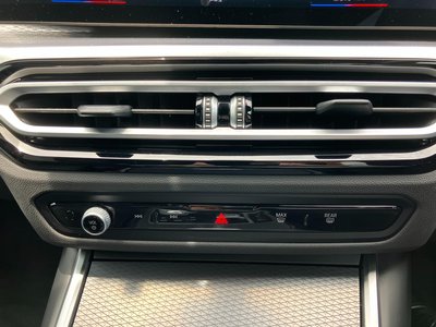 2024 BMW 3 SERIES thumbnail 34