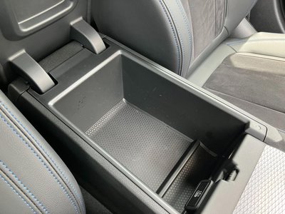 2024 BMW 3 SERIES thumbnail 40