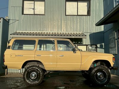 TOYOTA LAND CRUISER 60 - 5