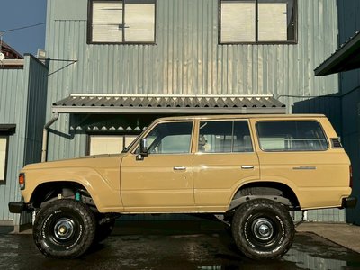 TOYOTA LAND CRUISER 60 - 4