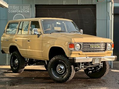 TOYOTA LAND CRUISER 60 - 3