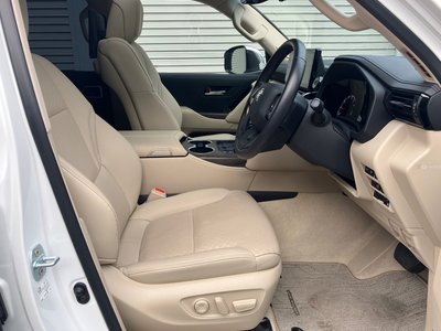 TOYOTA LAND CRUISER 300 - 4