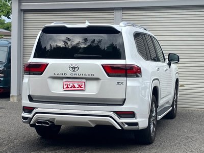 TOYOTA LAND CRUISER 300 - 2