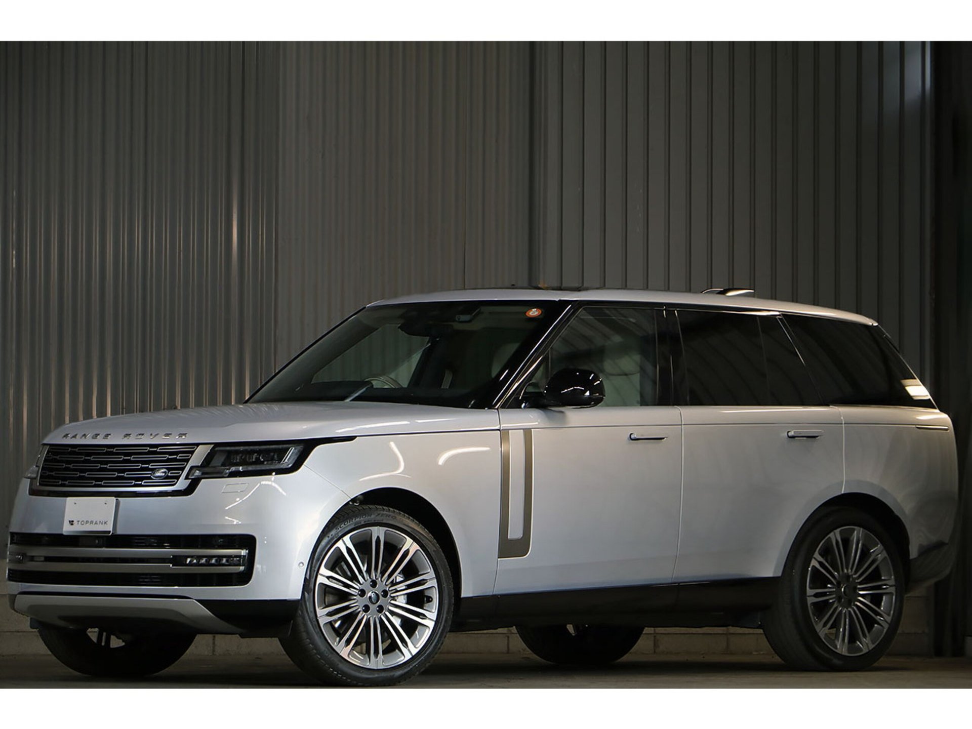 LAND ROVER RANGE ROVER - View 1