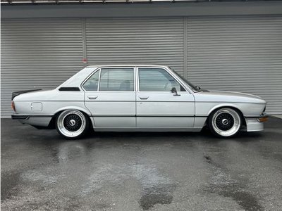 BMW 5 SERIES SEDAN - 5