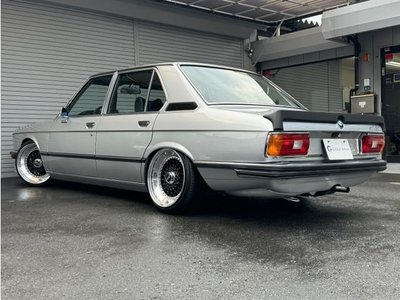 BMW 5 SERIES SEDAN - 7