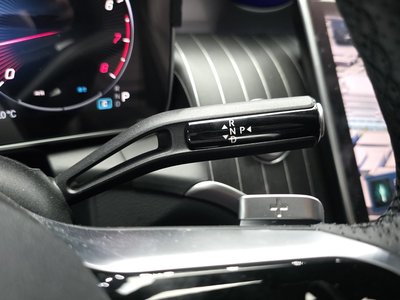 MERCEDES-BENZ GLC - 9