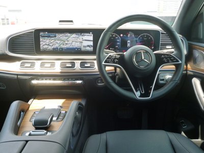 2025 Mercedes-BENZ GLE — фото 9