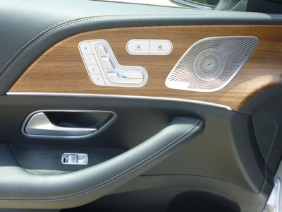 2025 Mercedes-BENZ GLE 缩略图 19
