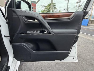 2020 Lexus LX 缩略图 11