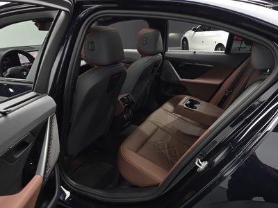 2026 BMW 5 SERIES 缩略图 18