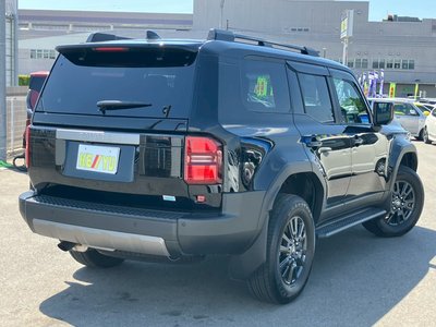 TOYOTA LAND CRUISER 250 - 6