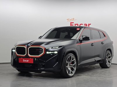 BMW XM - 1