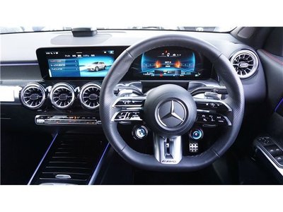 MERCEDES-BENZ GLB - 3