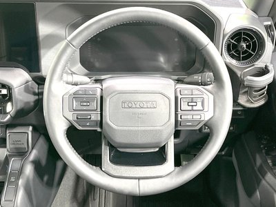 2025 Toyota LAND CRUISER 250 — миниатюра 12