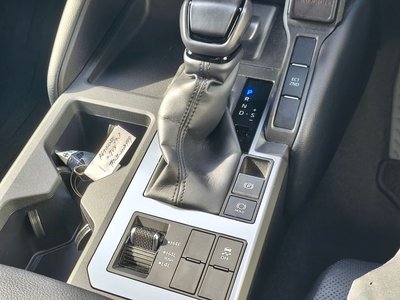 2024 Toyota LAND CRUISER 250 thumbnail 25