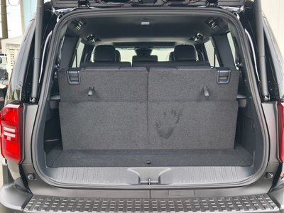 2024 Toyota LAND CRUISER 250 thumbnail 34