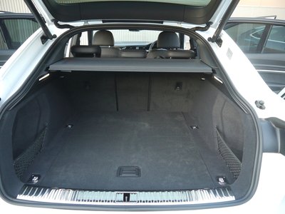 AUDI Q8 SPORTBACK E-TRON - 8