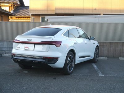 AUDI Q8 SPORTBACK E-TRON - 4