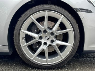 2024 Porsche 911 thumbnail 40
