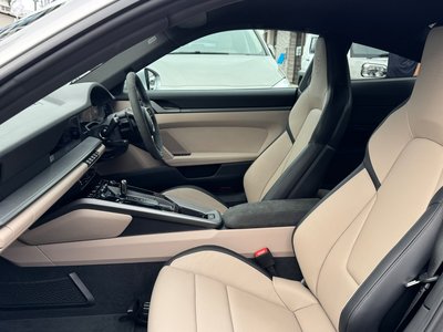 PORSCHE 911 - 6