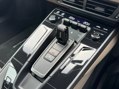 PORSCHE 911 - 8