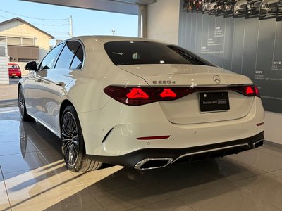 MERCEDES-BENZ E-CLASS - 5