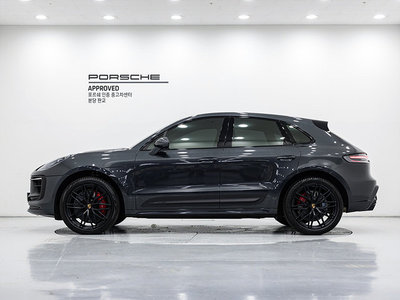 PORSCHE MACAN - 7